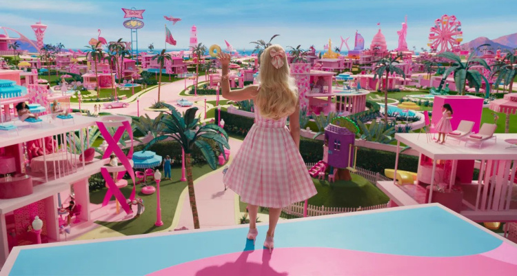 4one4 Property Co | Barbie Dream House | Barbie Land neighbourhood[Photo: Warner Bros. Pictures]